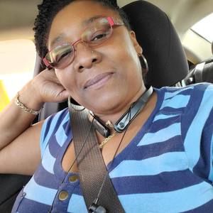 Meet your Posher, Toni